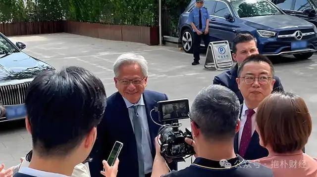 星巴克授予新CEO高达1.13亿美元薪酬计划